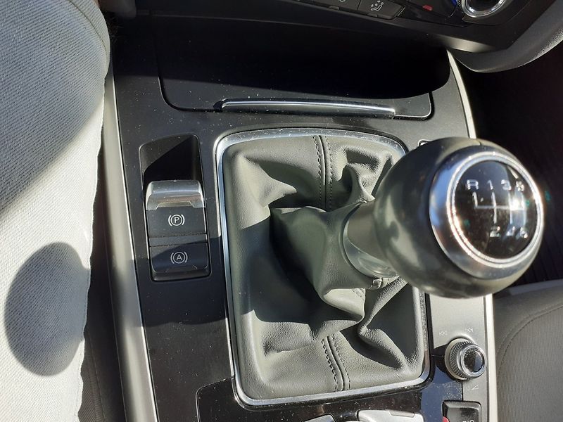 Audi A4 (2014) Avant 1.8 TFSi - fotka 18 z 36