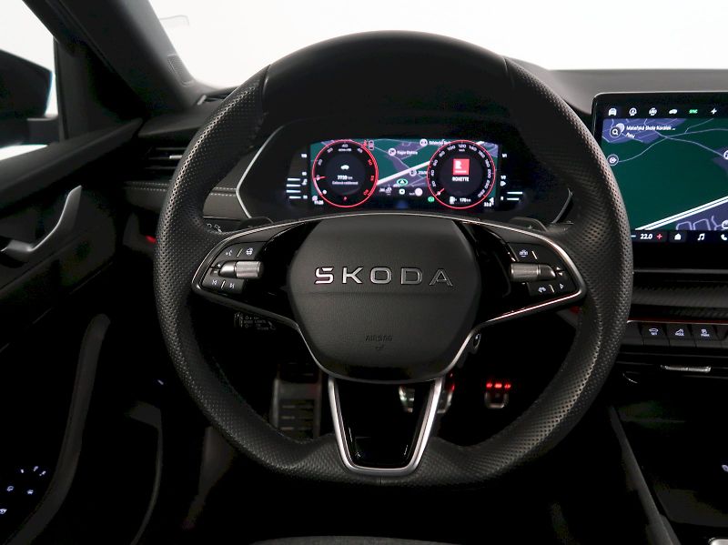 Škoda Octavia (2025) SPORTLINE 2.0TDI 110KW LED MAT - fotka 16 z 43