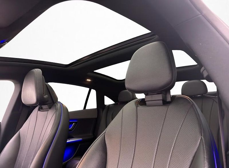 Mercedes-Benz EQE 350 AMG 4M Kamera LED BLIS  - fotka 9 z 34