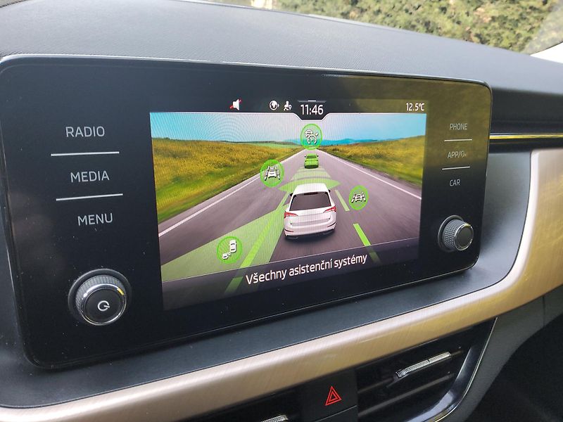 Škoda Scala (2022) 1.0TSI 81kW Style DSG 1maj ČR - fotka 15 z 24