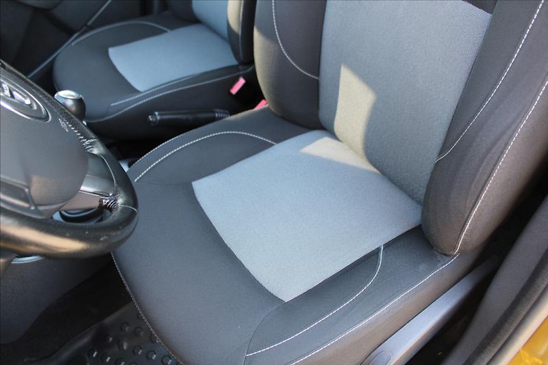 Dacia Duster 1,5 dCi  ČR,1MAJ,4x4,EXCEPTION - fotka 20 z 25