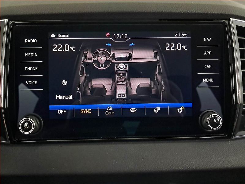 Škoda Karoq (2020) Scout 2.0 TDI - fotka 25 z 25