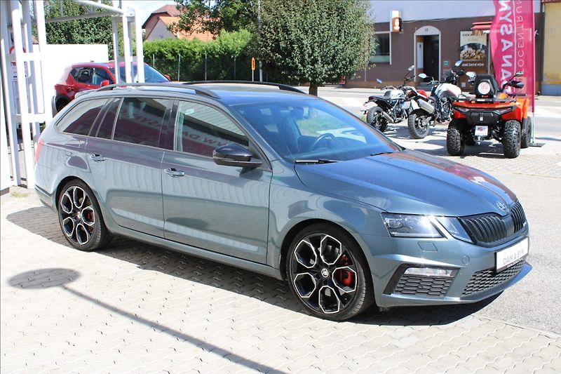 Škoda Octavia 2,0 TSI 180kW RS 1.majitel - fotka 2 z 4