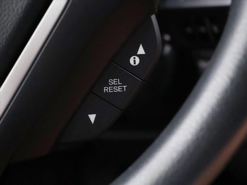Honda CR-V 1,6 D 88kW Comfort CZ Navi - fotka 23 z 38