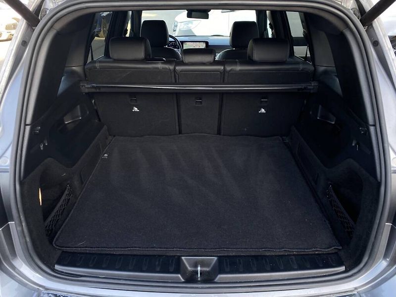 Mercedes-Benz GLB (2021) 200 d 4M Premium Plus - fotka 26 z 29