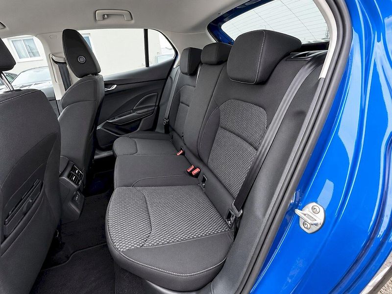 Škoda Fabia (2025) SELEC TS 70/1.0 M5F - fotka 15 z 39