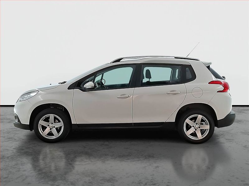 Peugeot 2008 (2016) 1.2 PureTech, Tempomat - fotka 3 z 15