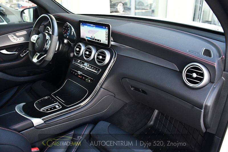 Mercedes-Benz GLC 220d 4M AMG+ TAŽNÉ - fotka 14 z 51