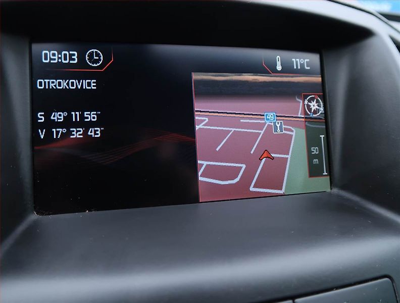 Opel Insignia (2011) 2.0 CDTI, Serv.kniha, po STK - fotka 13 z 26