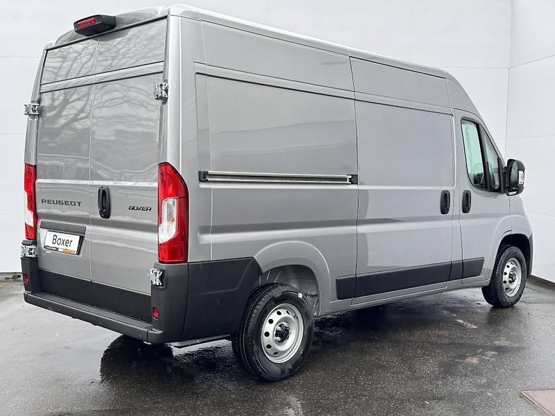 Peugeot Boxer (2025) 3300 L2H2  2,2 BlueHDi MAN6 - fotka 3 z 28