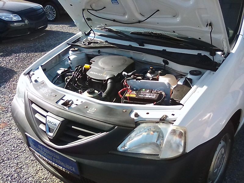 Dacia Logan (2011) Express 1.6i / 62 KW, závěs - fotka 38 z 39