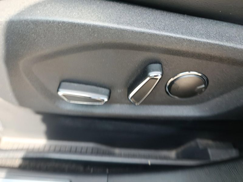 Ford S-MAX (2015) Titanium , 132KW, ČR , 4x4 , 7 - fotka 16 z 20