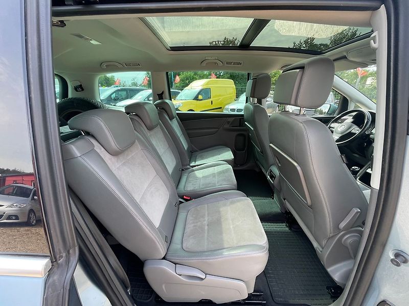 Volkswagen Sharan 2.0TDI 103kw*7MÍST*EL.DVEŘE - fotka 14 z 39