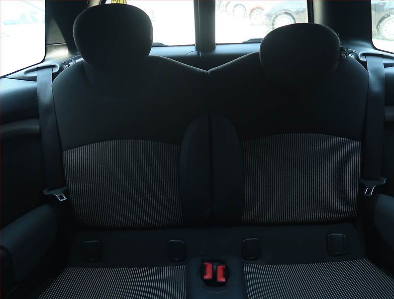 Mini Clubman (2010) Cooper S, LPG, Navi, Tempomat - fotka 10 z 15