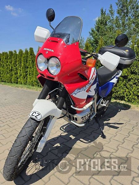 Honda XRV 750 Africa Twin (2001) - fotka 11 z 18