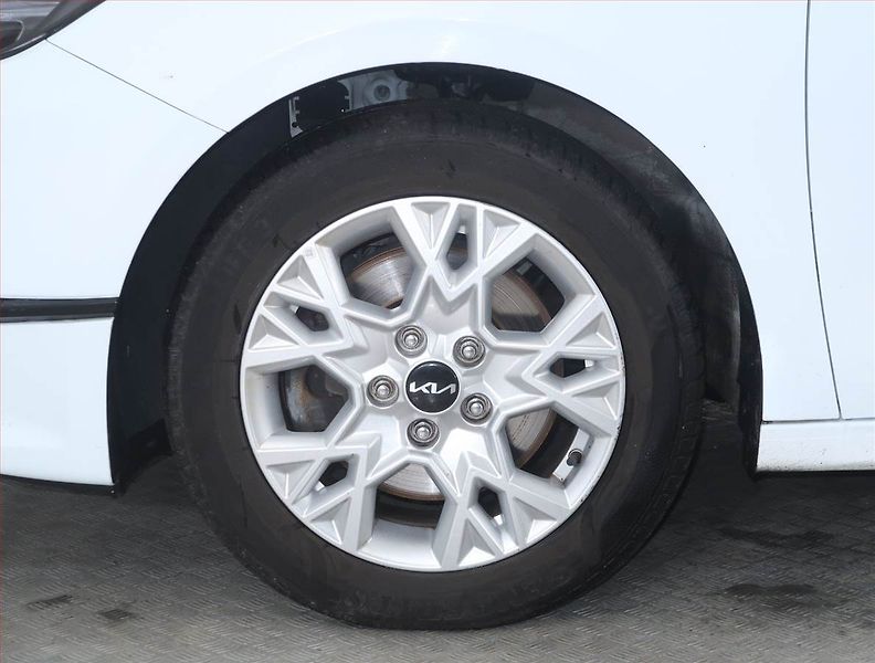 Kia Ceed (2022) Gold 1.6 CRDi MHEV, Serv.kniha - fotka 14 z 17