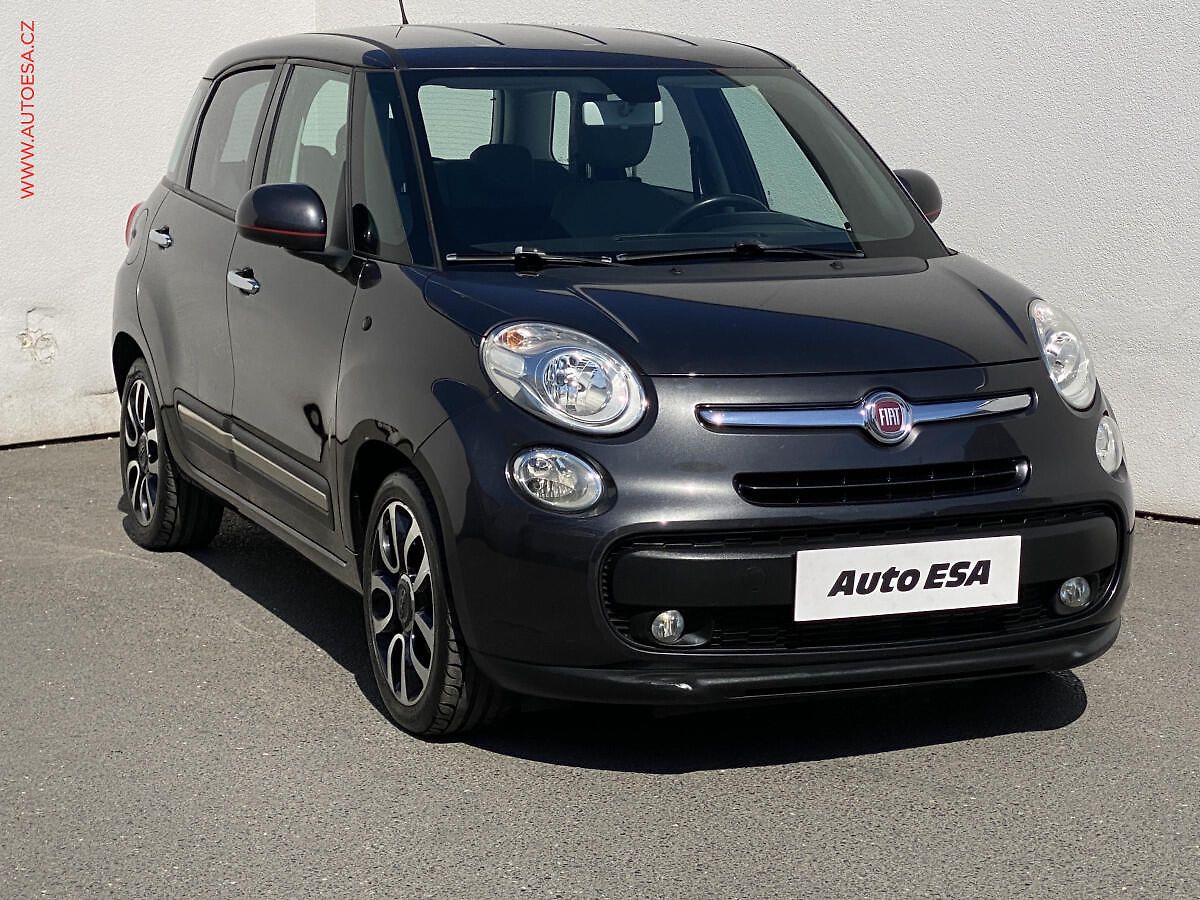 Fiat 500L 0.9i, servis.kniha, AC