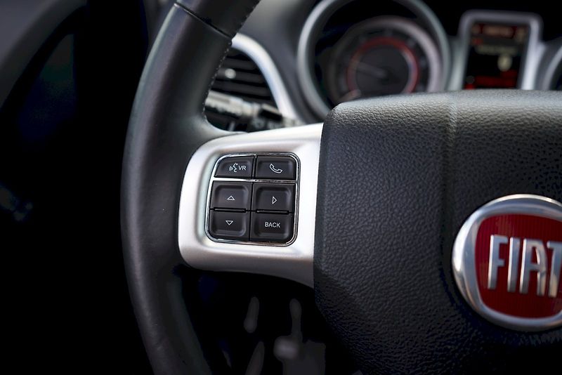 Fiat Freemont (2015) 2,0 MultiJet Lounge 4x4 7míst - fotka 22 z 27