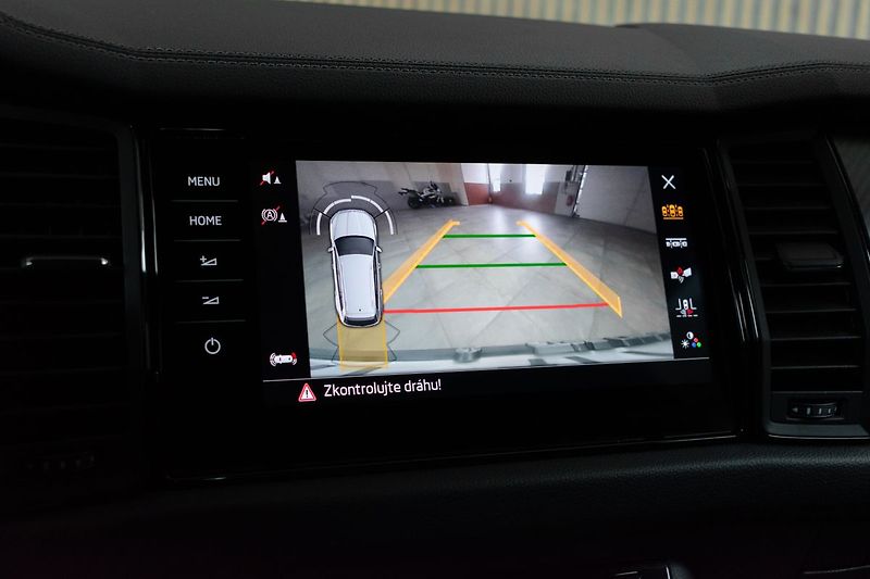 Škoda Kodiaq 2.0 TDI SPORTLINE*TAŽNÉ*ČR 1.M - fotka 28 z 49