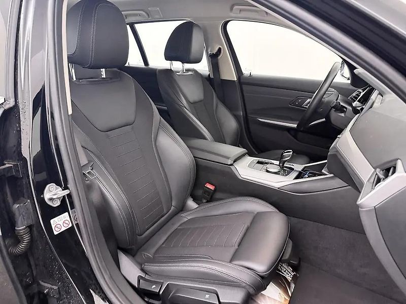 BMW Řada 3 320D 140kW xDrive Aut. DPH  - fotka 5 z 13