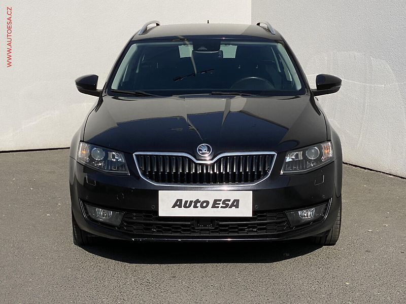Škoda Octavia (2016) 2.0 TDi, Joy, DSG, bixen, TZ - fotka 2 z 18