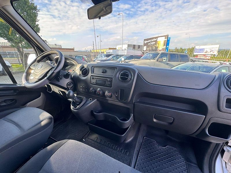 Nissan NV400 (2016) 9 MÍST 2,3D 107 KW TAŽNÉ L2H2 - fotka 39 z 45