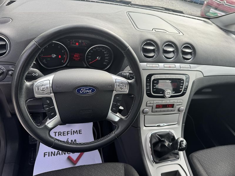 Ford Galaxy 2.0-16V(107KW)7SEDAČEK - fotka 20 z 45