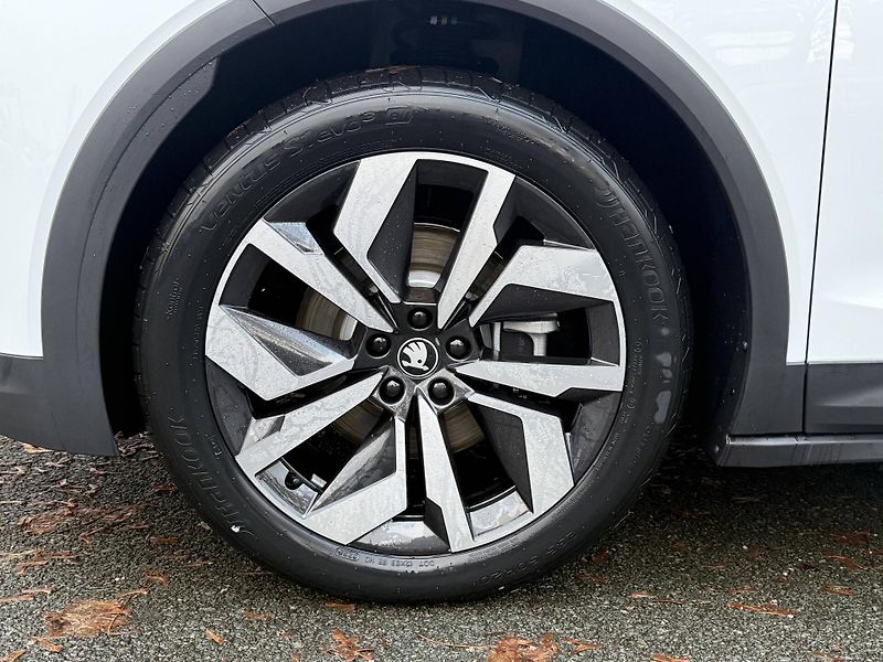 Škoda Elroq (2025) Sportline 60 63 kWh - fotka 18 z 22