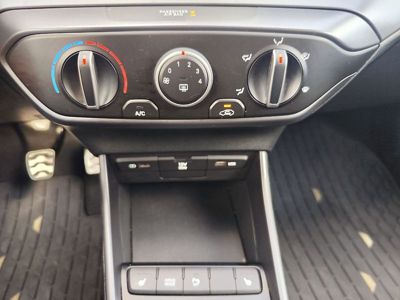 Hyundai Bayon 1.0 T-GDI/74kW Play Climate - fotka 16 z 27