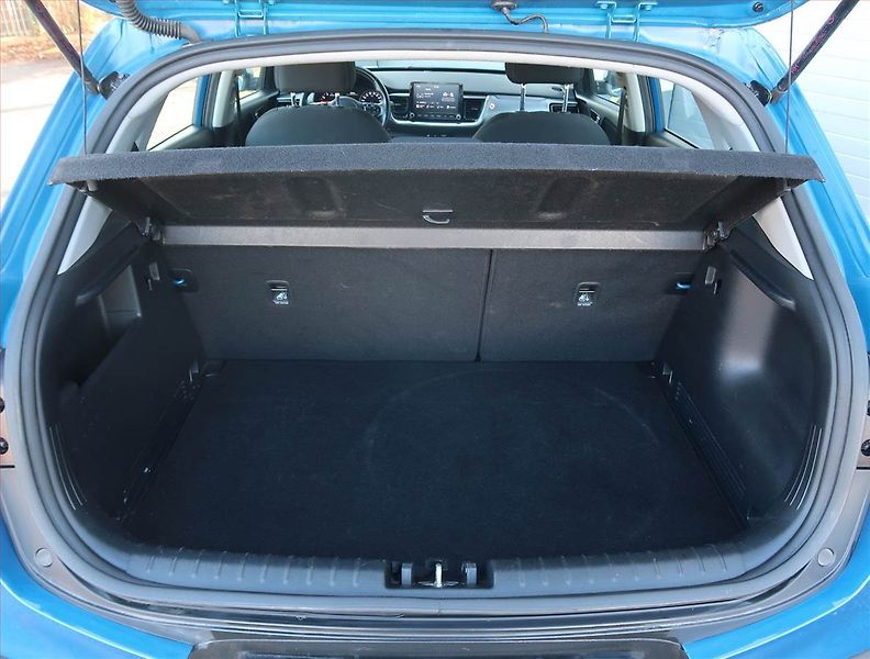 Kia Stonic (2023) Exclusive 1.0 T-GDI, EXCLUSIVE - fotka 13 z 21