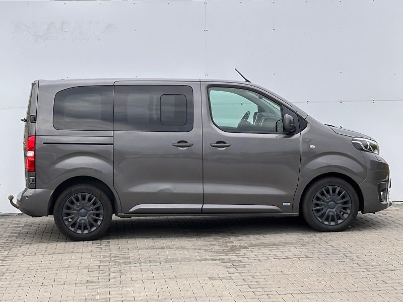 Toyota ProAce Verso 2.0 D-4D L0 Shuttle AT - fotka 8 z 22
