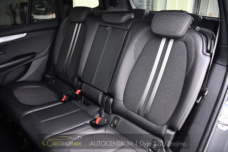 BMW Řada 2 218d GT TAŽNÉ ČR 7MÍST 1M - fotka 14 z 55