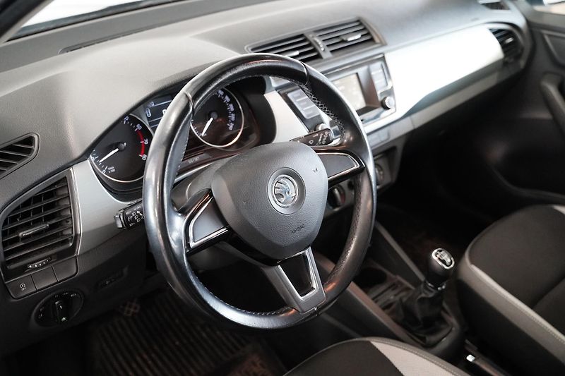 Škoda Fabia - fotka 6 z 6