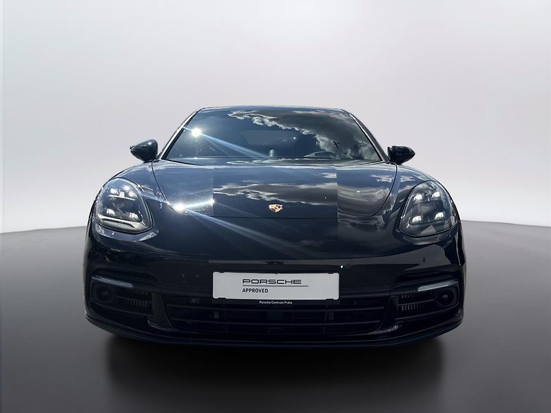 Porsche Panamera (2019) 4 E-hybrid - fotka 7 z 23