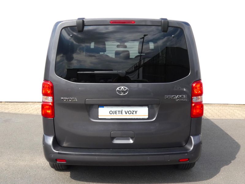 Toyota ProAce (2017) 2.0 D-4D 110KW 8-MÍST - fotka 11 z 30