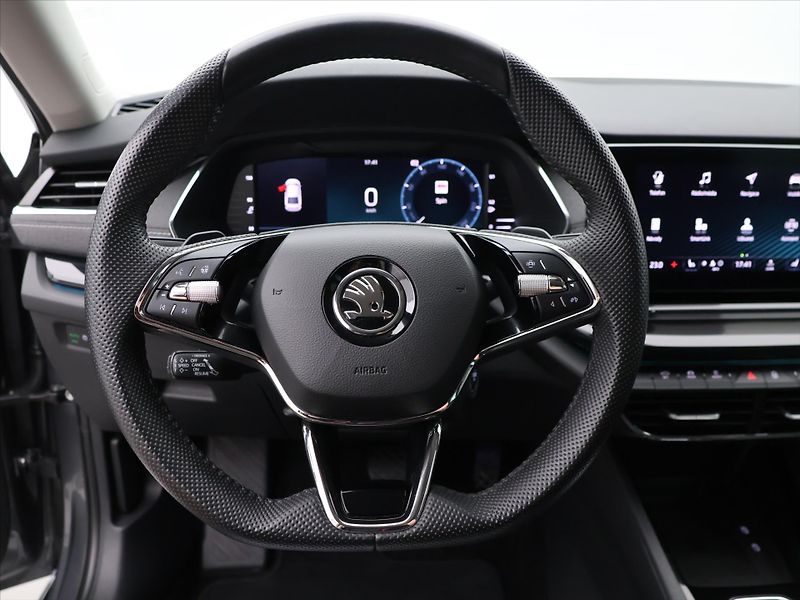 Škoda Octavia 1,5 TSI DSG Style Matrix DPH - fotka 17 z 35