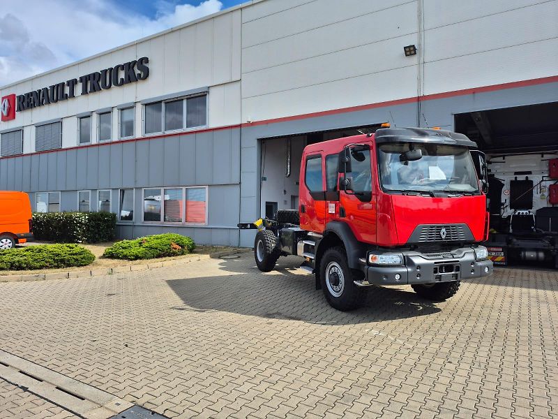 Renault Trucks D (2025) 14t 4x4 - CAMPER/HASIČI - fotografie inzerátu
