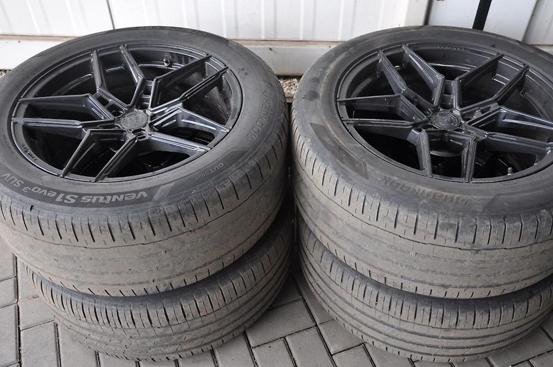 Jeep Grand Cherokee 6.4i SRT 344kW LPG!!! - fotka 23 z 23