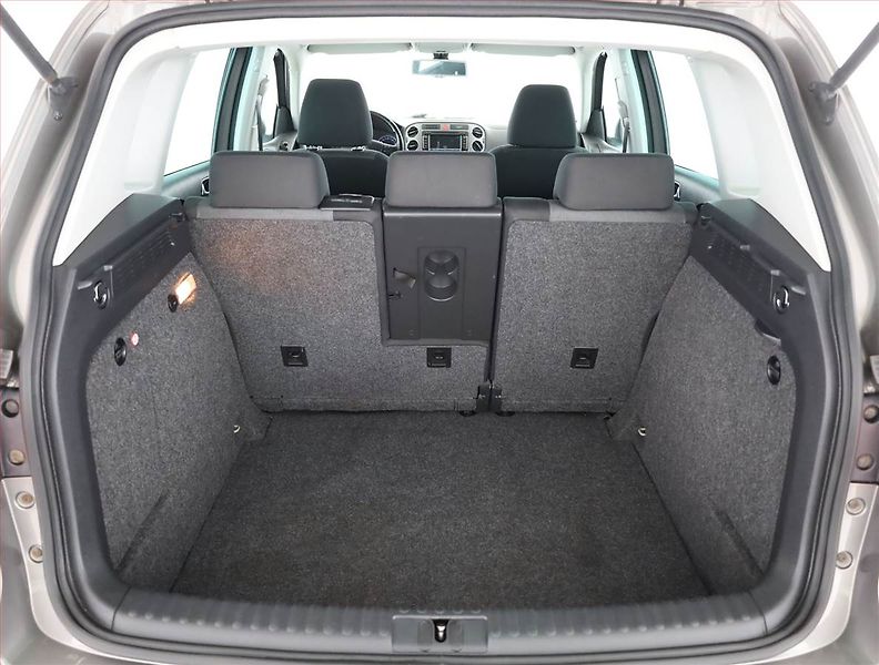 Volkswagen Tiguan (2009) 2.0 TSI, 4X4, Automat, Navi - fotka 18 z 18