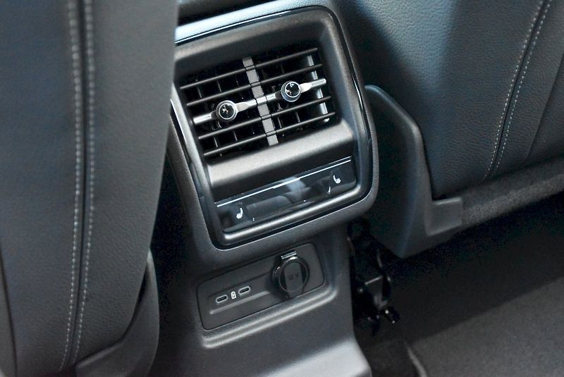 Škoda Kodiaq (2026) Sportline 2,0 TDI 7-stup. auto - fotka 41 z 43