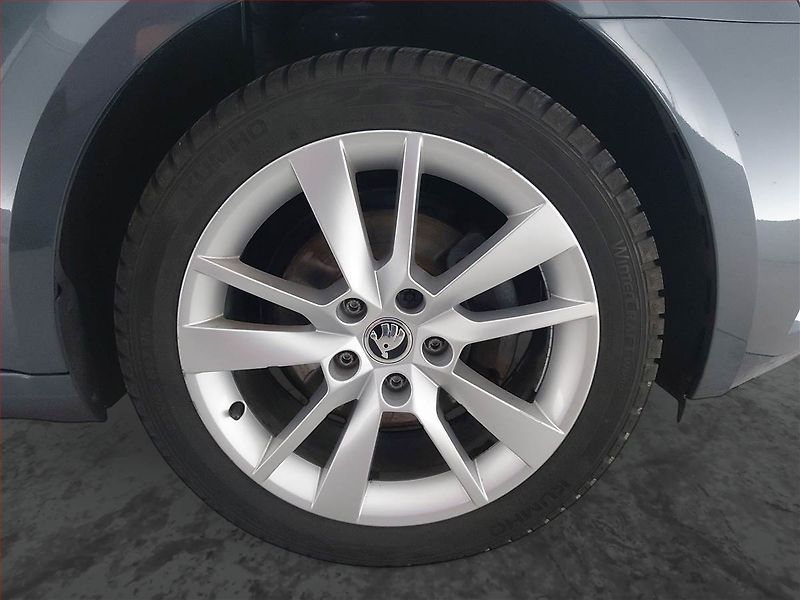 Škoda Octavia (2017) Style 1.4 TSI, Tempomat - fotka 15 z 20