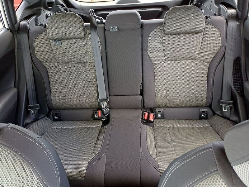 Subaru Crosstrek Comfort e-BOXER FB20 100 kW Li - fotka 14 z 17