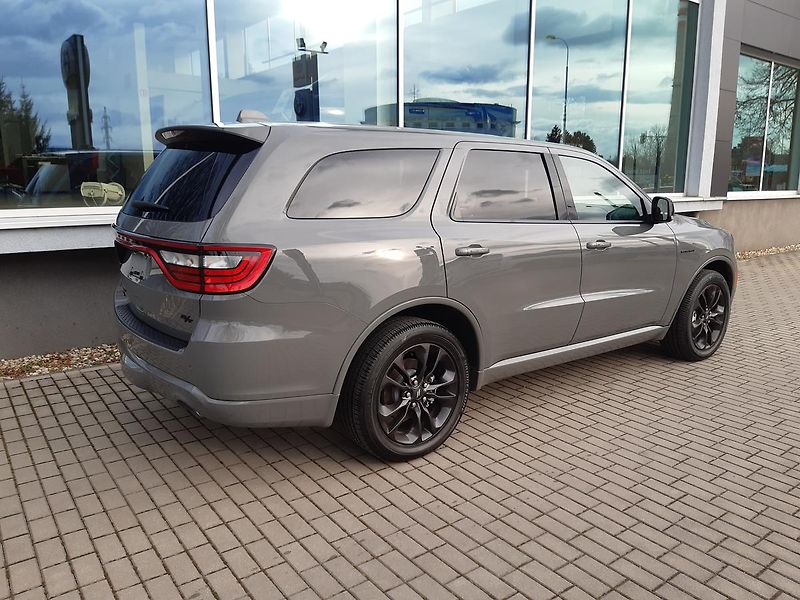 Dodge Durango (2026) 5,7 V8 HEMI  R/T 4x4 - fotka 3 z 47