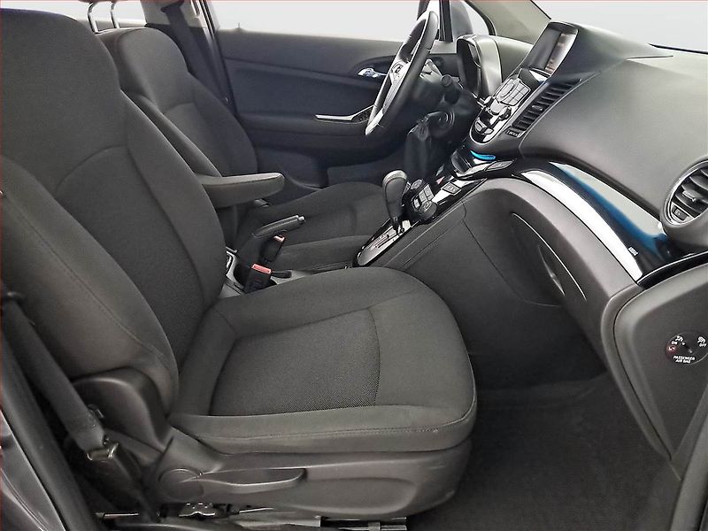 Chevrolet Orlando (2014) 1.8i, LPG, Automat, 7 míst - fotka 9 z 21