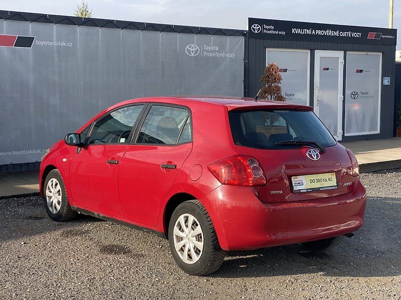 Toyota Auris 1.4i, ČR, manual, STK - fotka 5 z 13