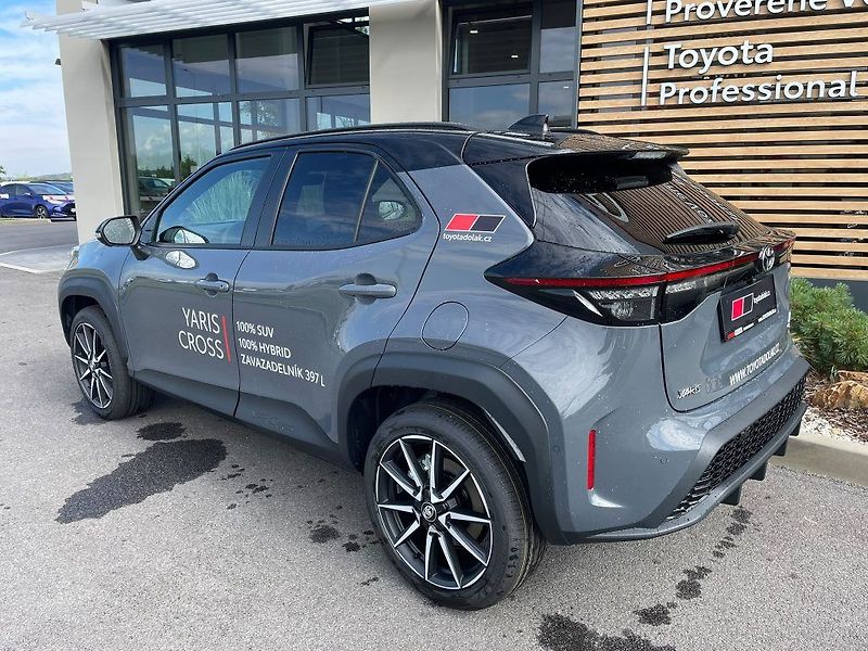 Toyota Yaris Cross 1.5 Hybrid 130k GR SPORT TECH - fotka 4 z 31