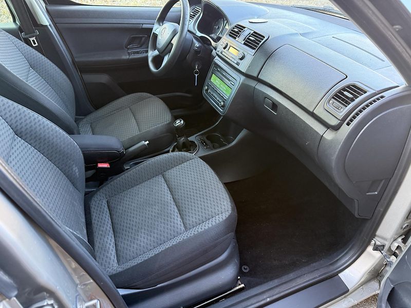 Škoda Roomster 1,2TSI Panorama - fotka 10 z 22