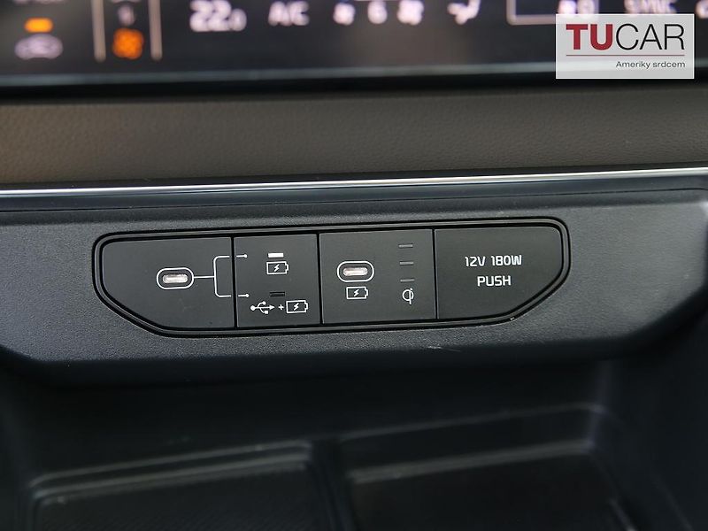 Kia Carnival (2024) 2.2 Diesel Automat 7 míst  - fotka 24 z 42