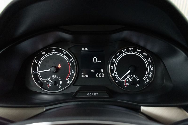 Škoda Scala 1.0 TSI G-TEC STYLE*DPH*ČR 1.M - fotka 20 z 38