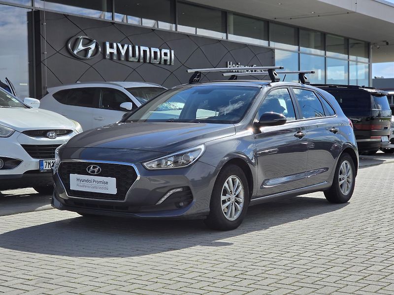 Hyundai i30 (2019) 1,4i 73kW HB - fotka 1 z 19